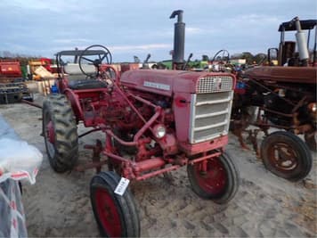 Main image Farmall 140